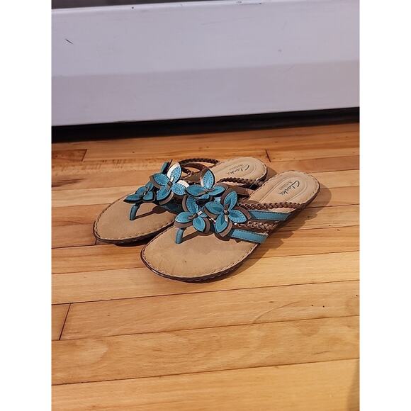 Clarks Artisan Sandals Womens Size 7.5M Thong Wedge Teal Leather Comfort - Picture 1 of 5